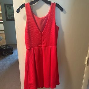 5 dresses Love..ady Lulus Soprano, BB DAKOTA, BCBG